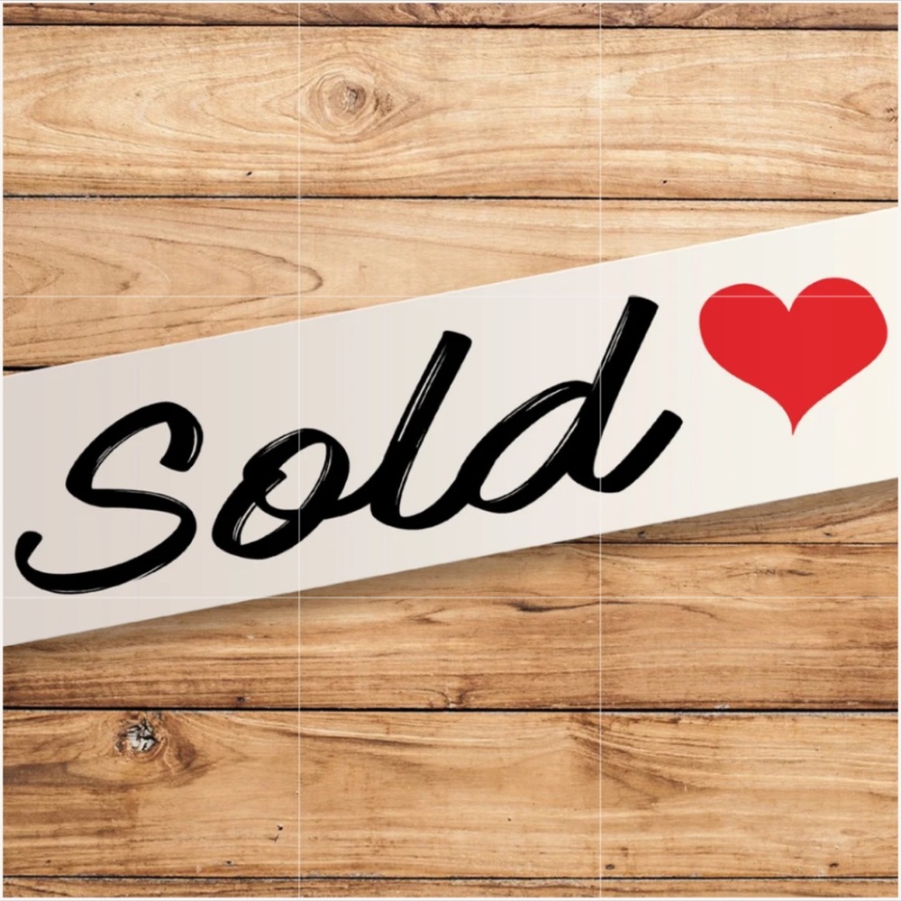 🤍SOLD🤍